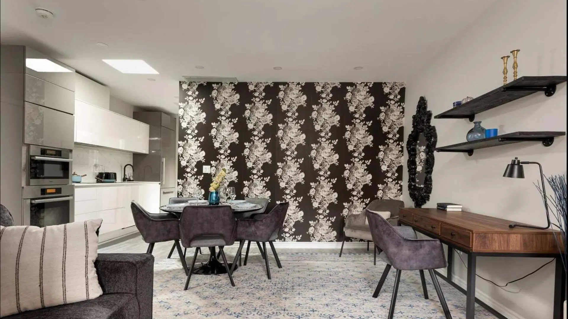 Casa Hotel Elegant Suite W Patio Bbq Grill Toronto 0*,