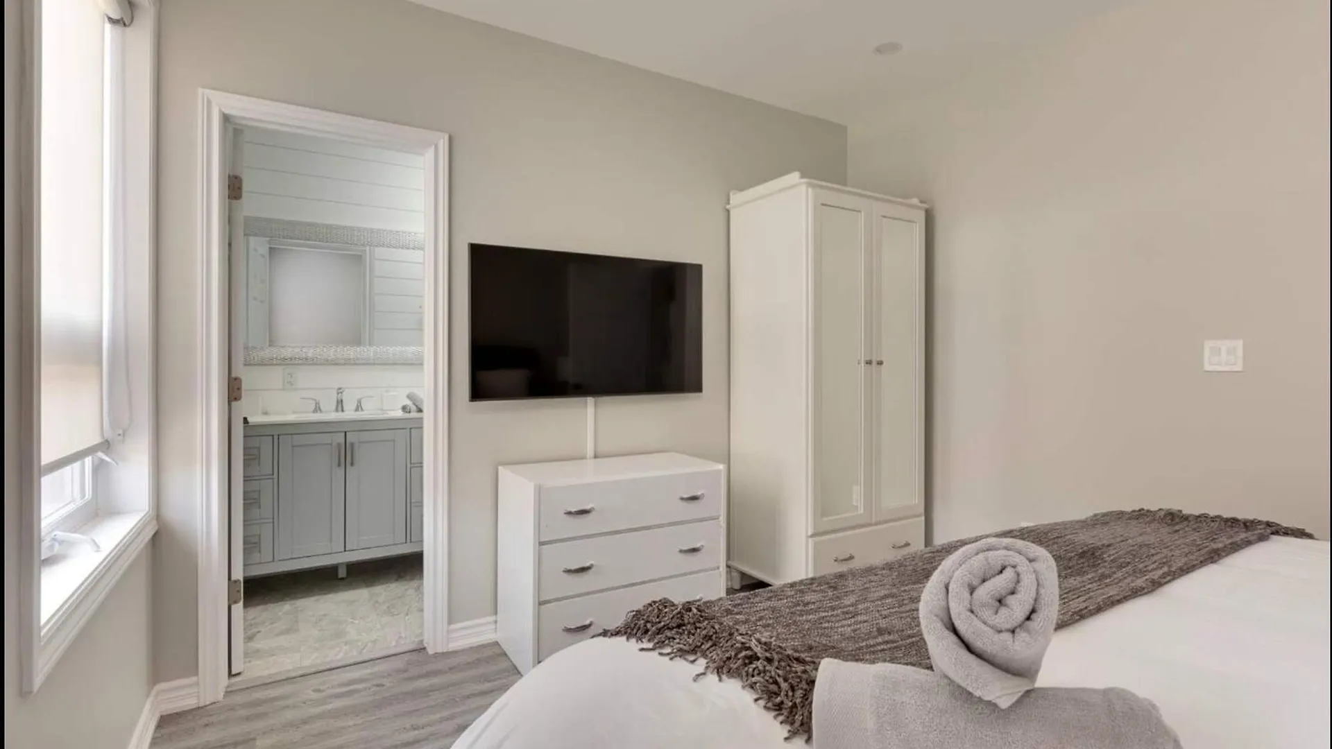 Casa Hotel Elegant Suite W Patio Bbq Grill Toronto