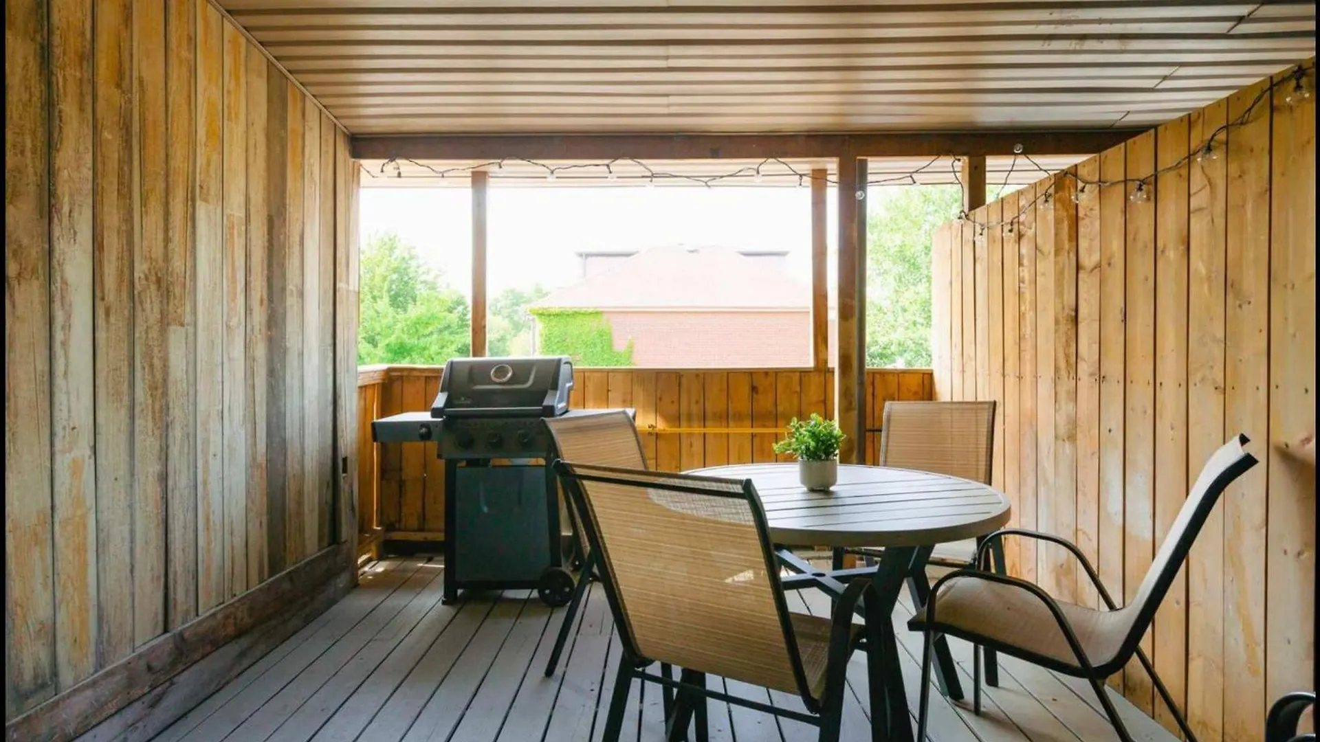 Casa Hotel Elegant Suite W Patio Bbq Grill Toronto